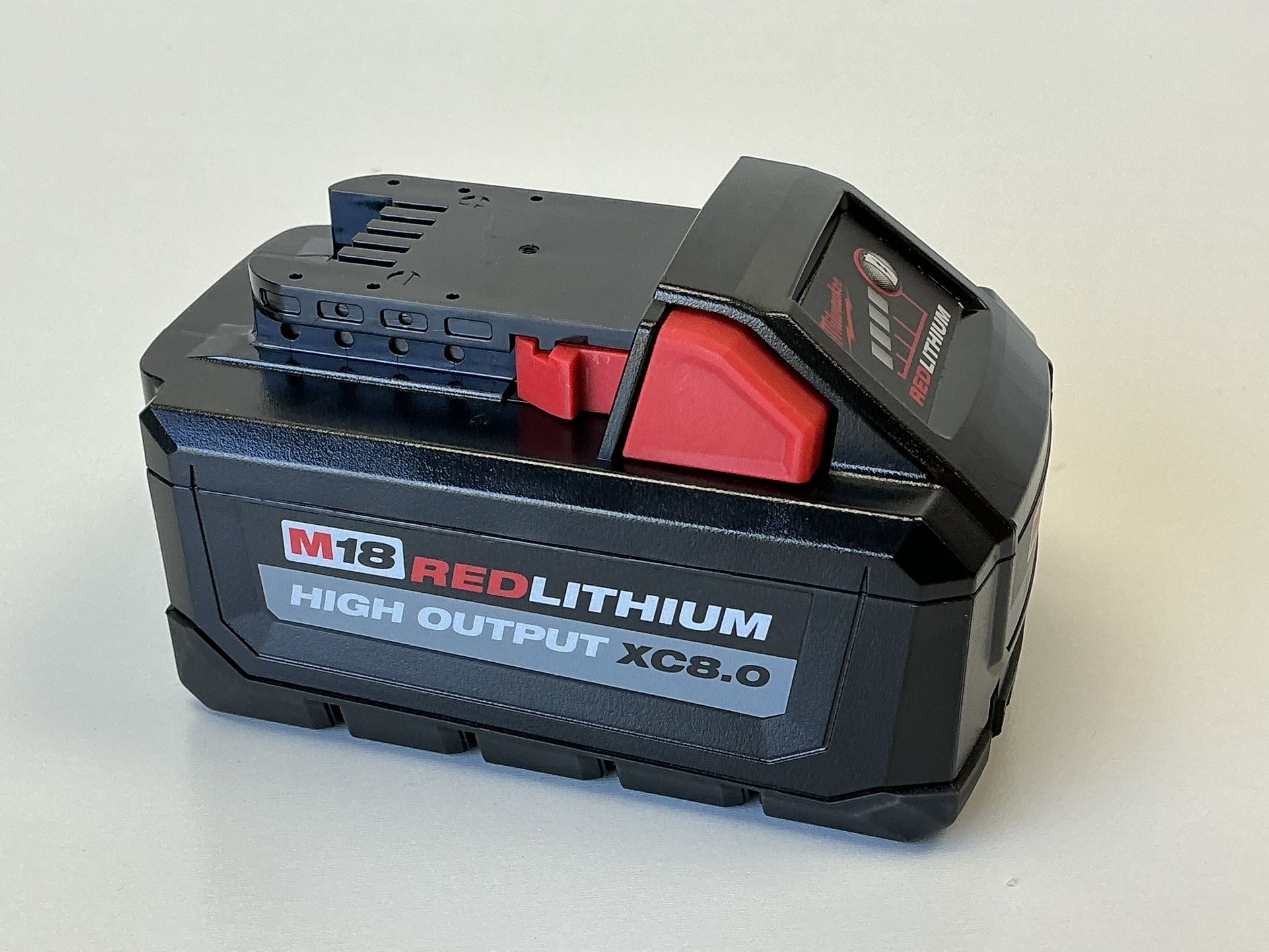 Milwaukee M18 18-Volt Lithium-Ion HIGH OUTPUT XC 8.0 Ah Battery