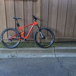 2017 Giant Anthem SX2 Mountain Bike 27.5