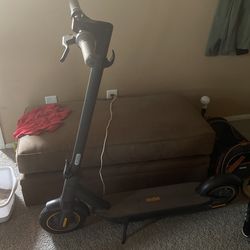 NINEBOT MAX Segway Electric Scooter
