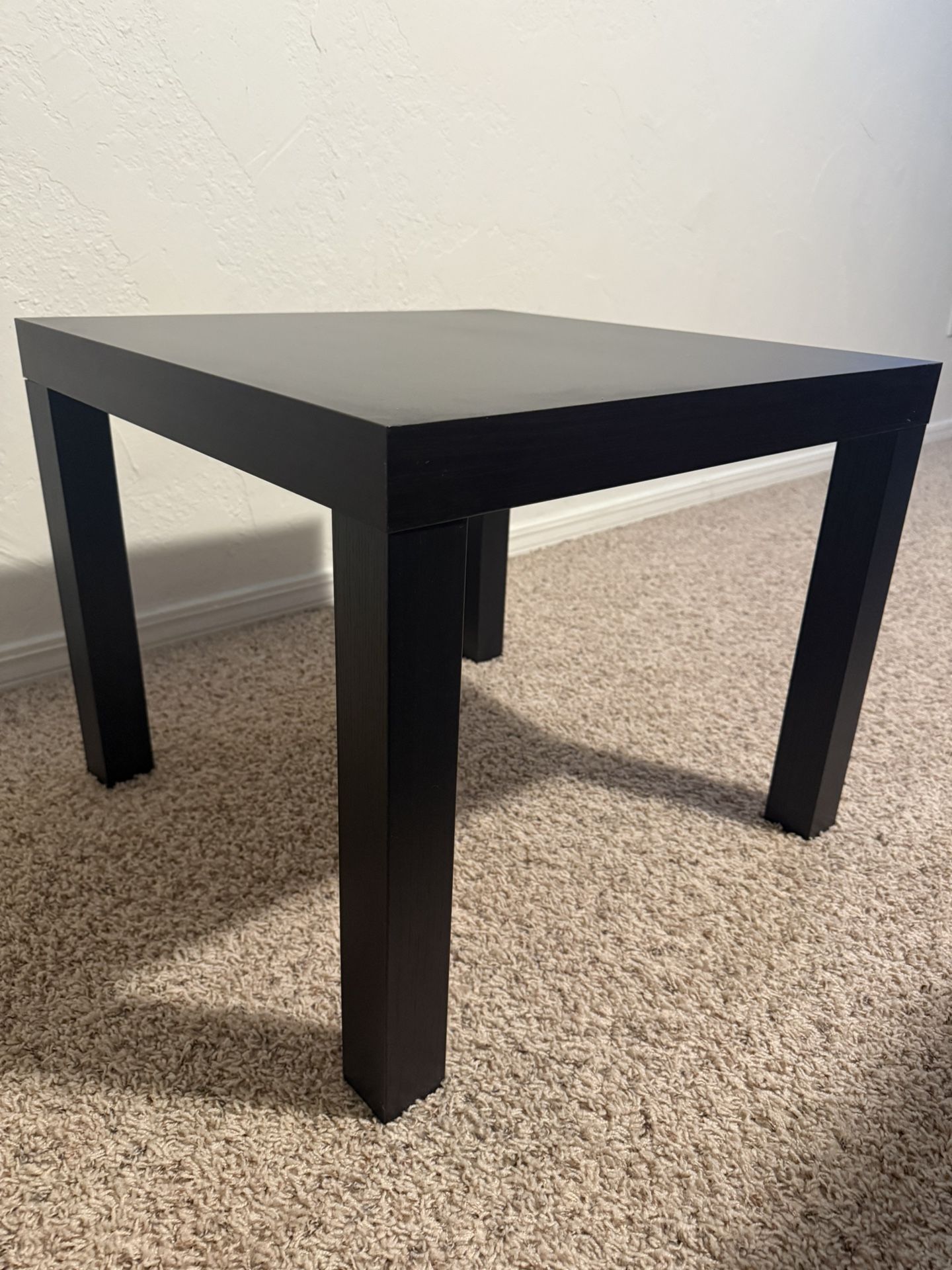 Black/Brown Table