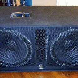 Yamaha SW218V 2x18 Passive Subwoofer Speakers Club Series Cabinet