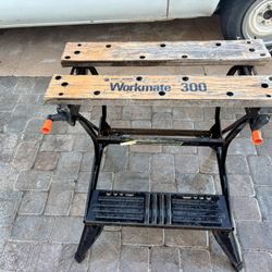 BLACK & DECKER WORKMATE 300 – FOLDING WORKBENCH & VISE – RETAIL $100+ – YOURS $30