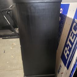 2-Piece dresser and nightstand