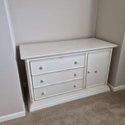 Antique White Bellini Dresser