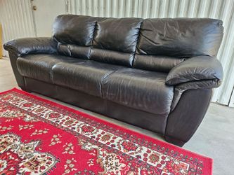 ALL LEATHER SOFA VERY COMFY