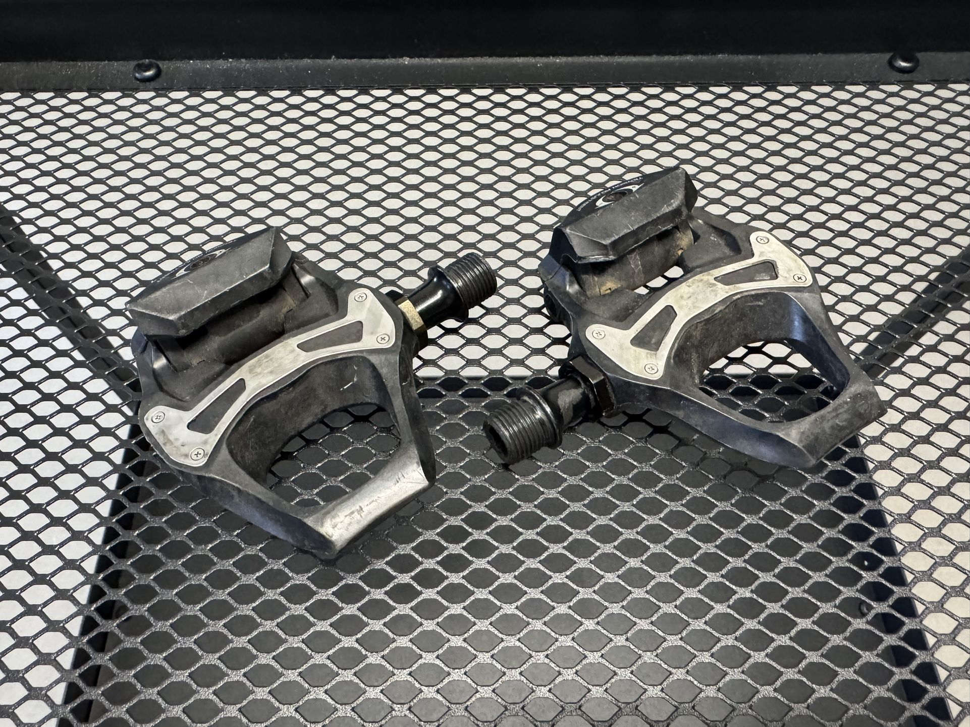 2x Shimano SPD Road Pedals