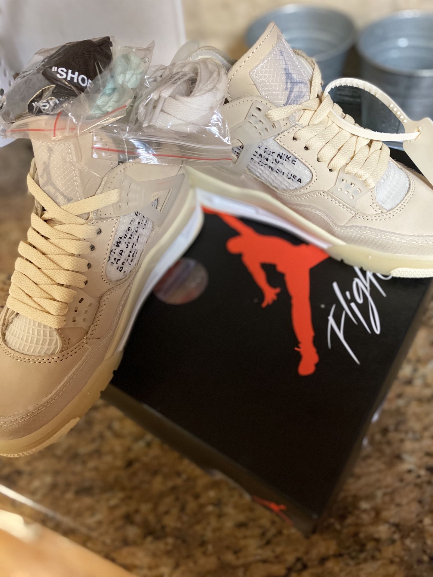 FLASH SALE!!! Jordan 4 Off White Women’s sz 6 DS