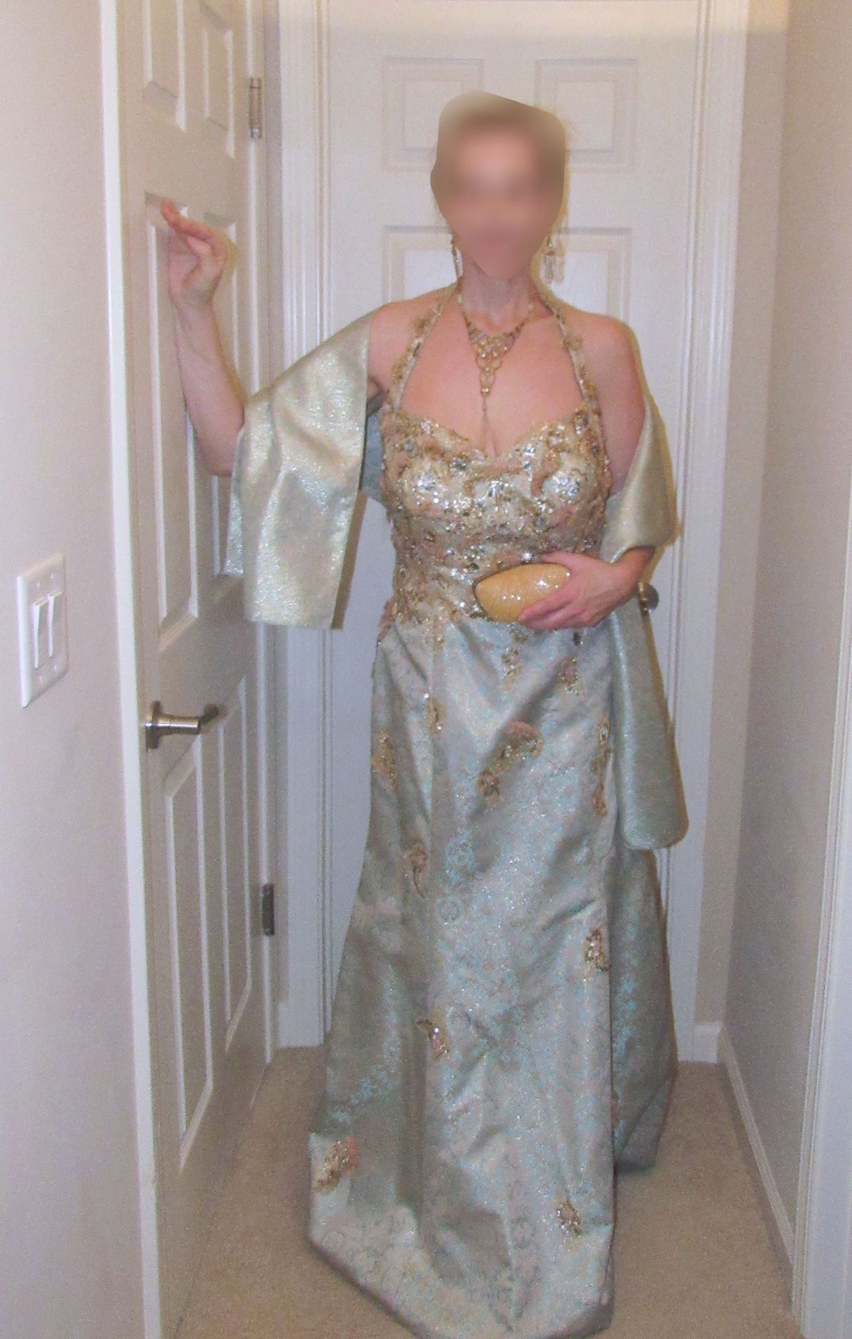 Gorgeous Mermaid Gown from Miz Scarlett's in Buckhead, INCLUDES the runway Jewelry & purse 16/18/20