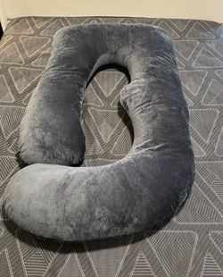 Pregnancy pillow