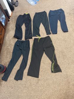 6 pairs men’s sweatpants athletic pants size M & L