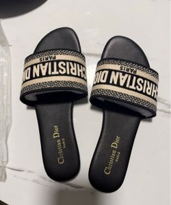 Dior slides Rep.