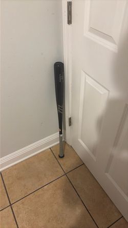 32 inch Marruci wooden bat