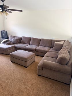 Sectional couch