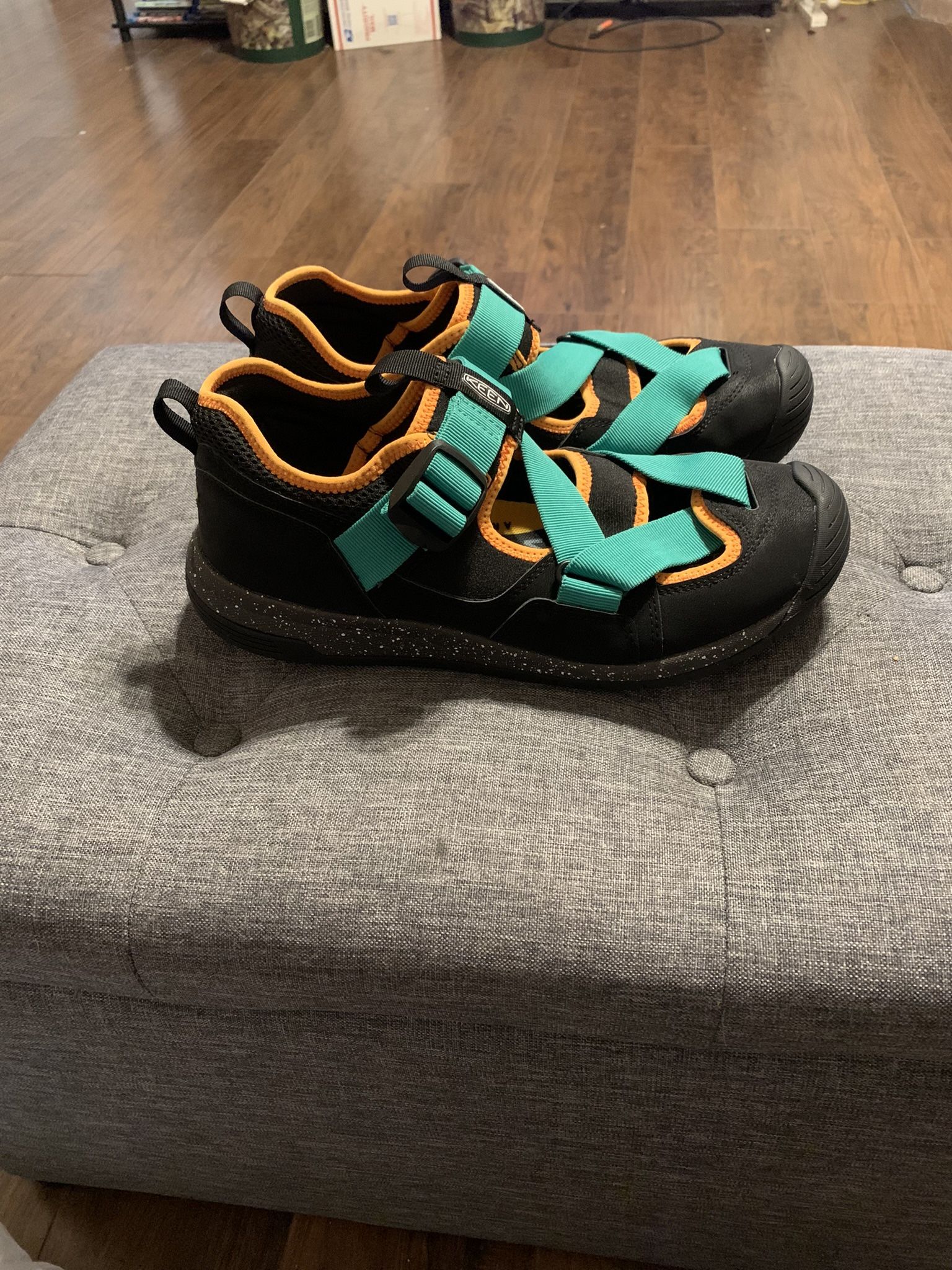 Keen Zerraport Trail Hiking Sneaker Sandal