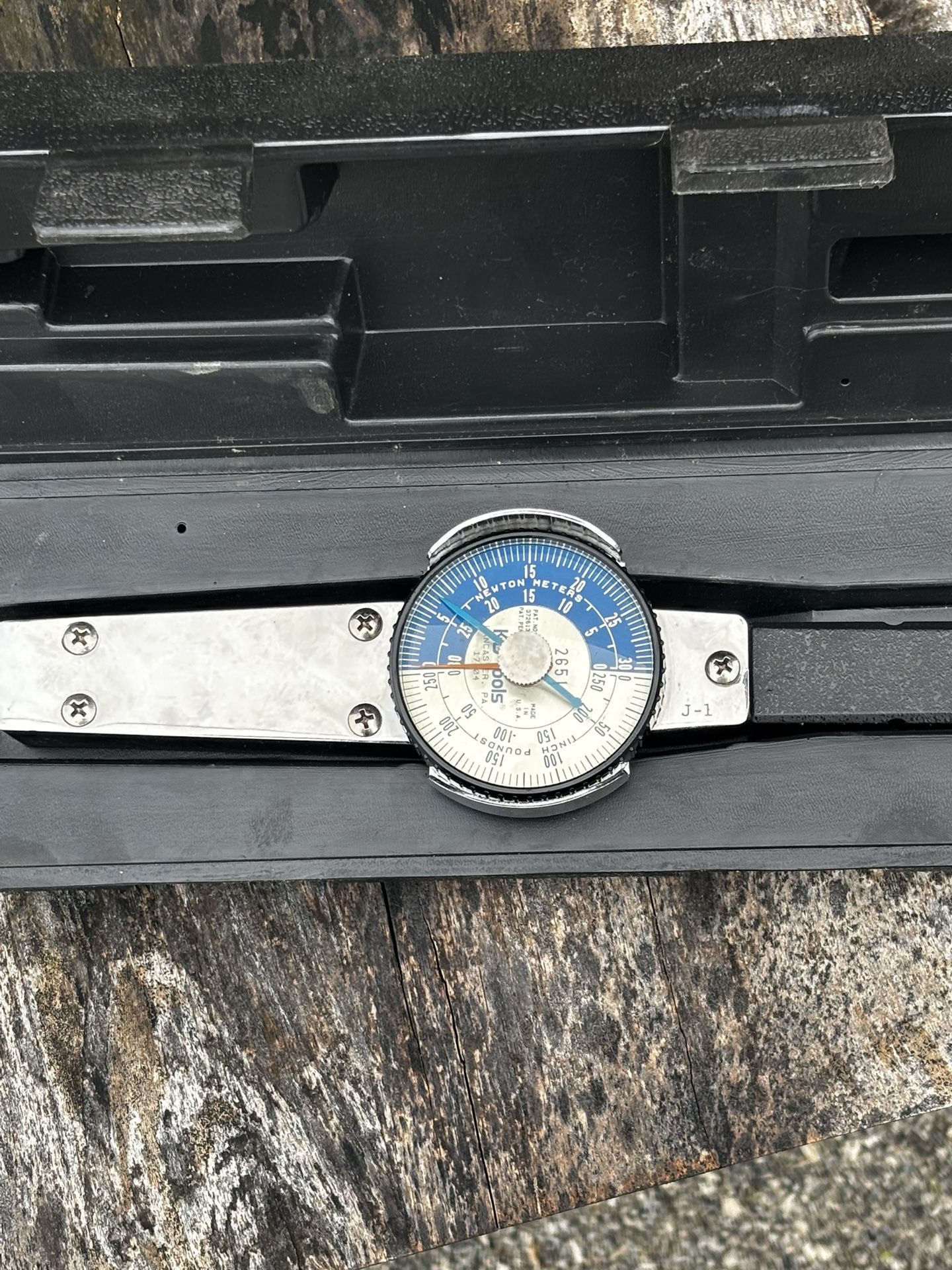 Dial Torque Wrench