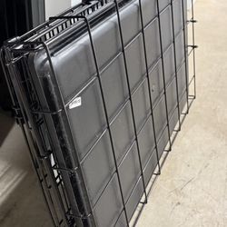 Small Dog Crate Ex Cond 