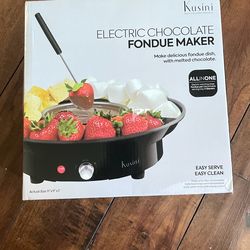 Electric Fondue Pot Set - Chocolate Fondue Kit - Temperature Control, Detachable Serving Trays, & 4 Roasting Forks -  Brandnew  Only pickup