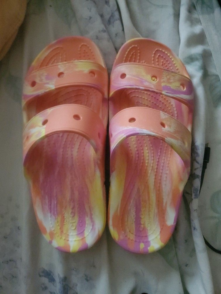 Crocs