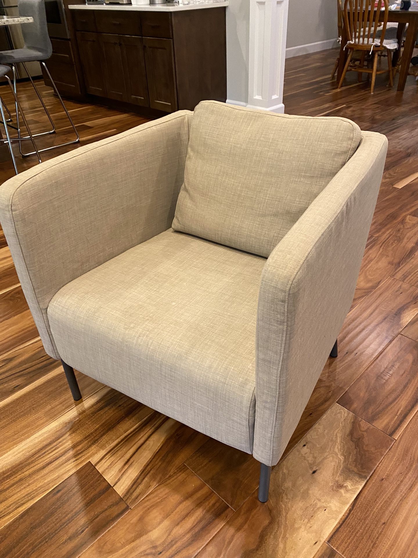 IKEA EKERĂ– Armchair, Beige
