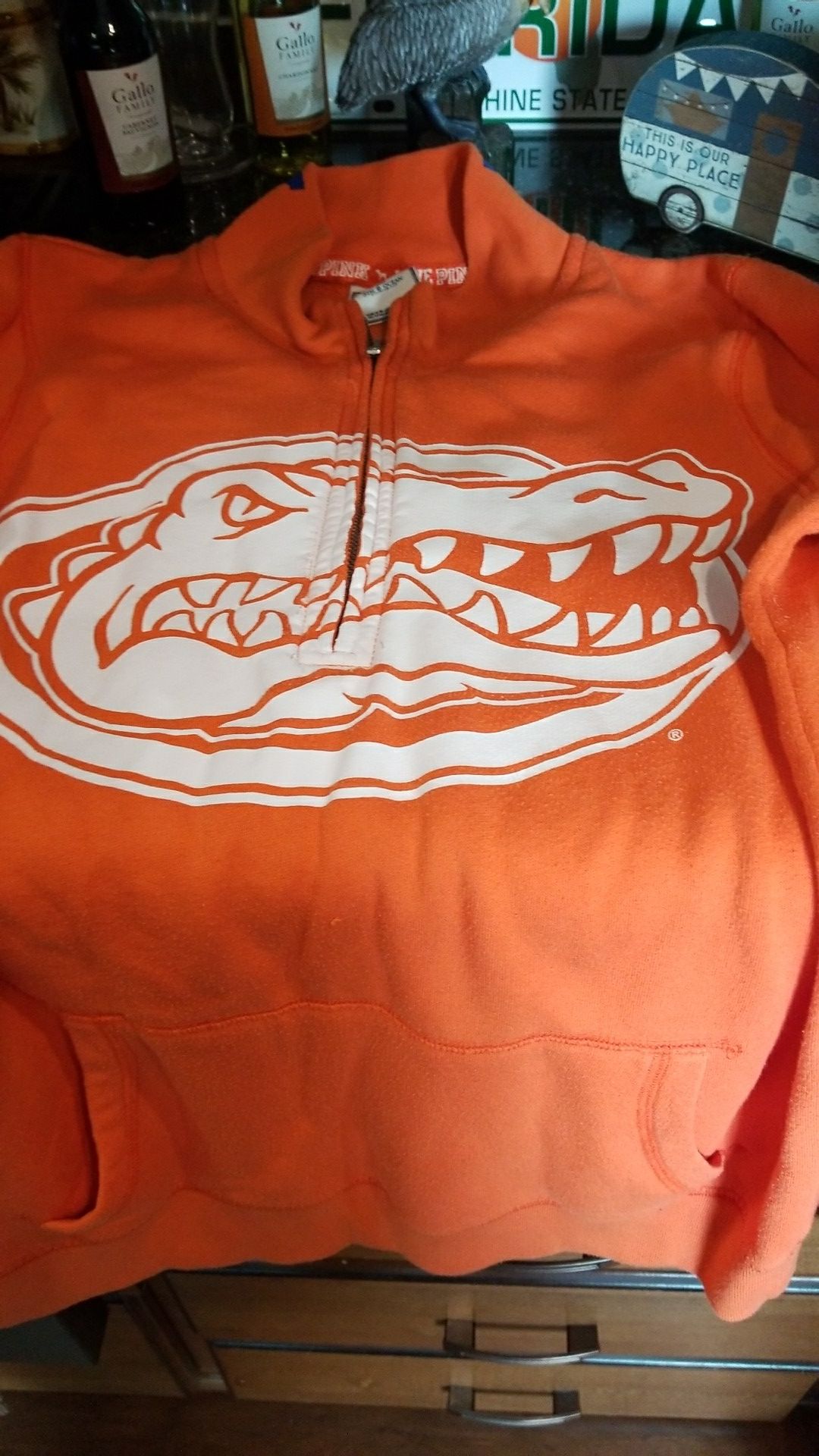 VICTORIA SECRET PINK LOVE ZIPPER SWEATSHIRT FLORIDA GATORS LARGE