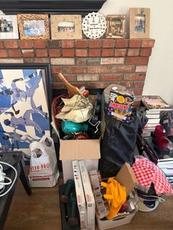 YARD SALE FRIDAY/SATURDAY 10/2-3 8am - 2pm east Hemet valle vista