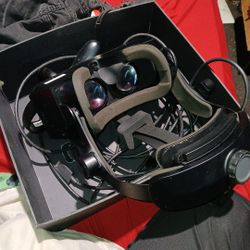 Pimax Crystal Near New Barely Used