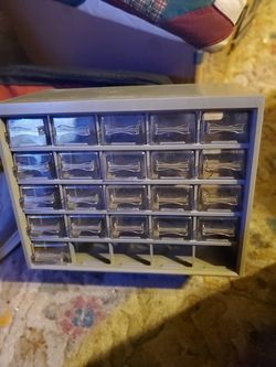 Parts organizer