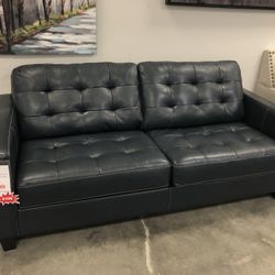 Brand New Leather sofa 