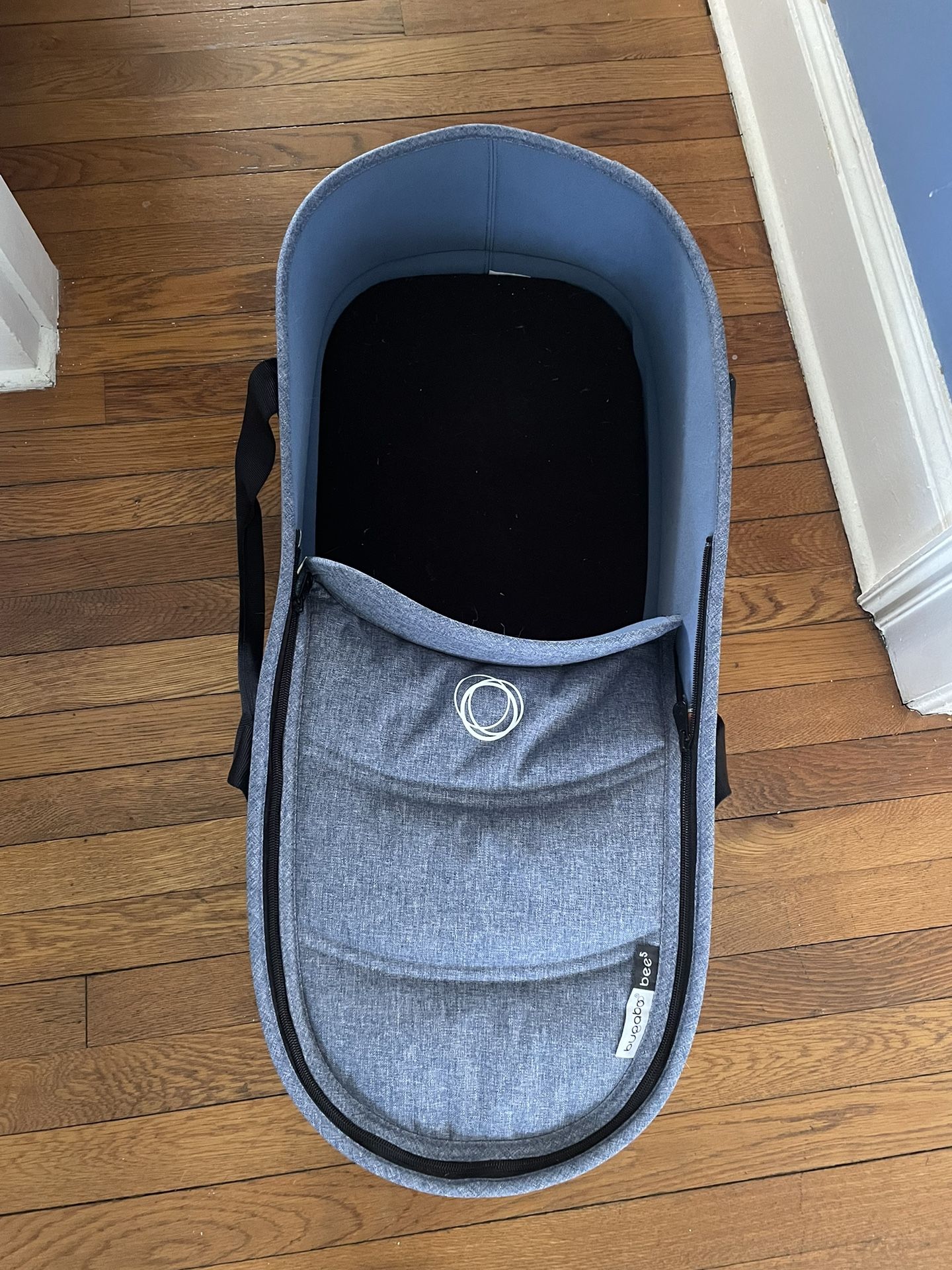 Bugaboo Bee Bassinet With Adaptors