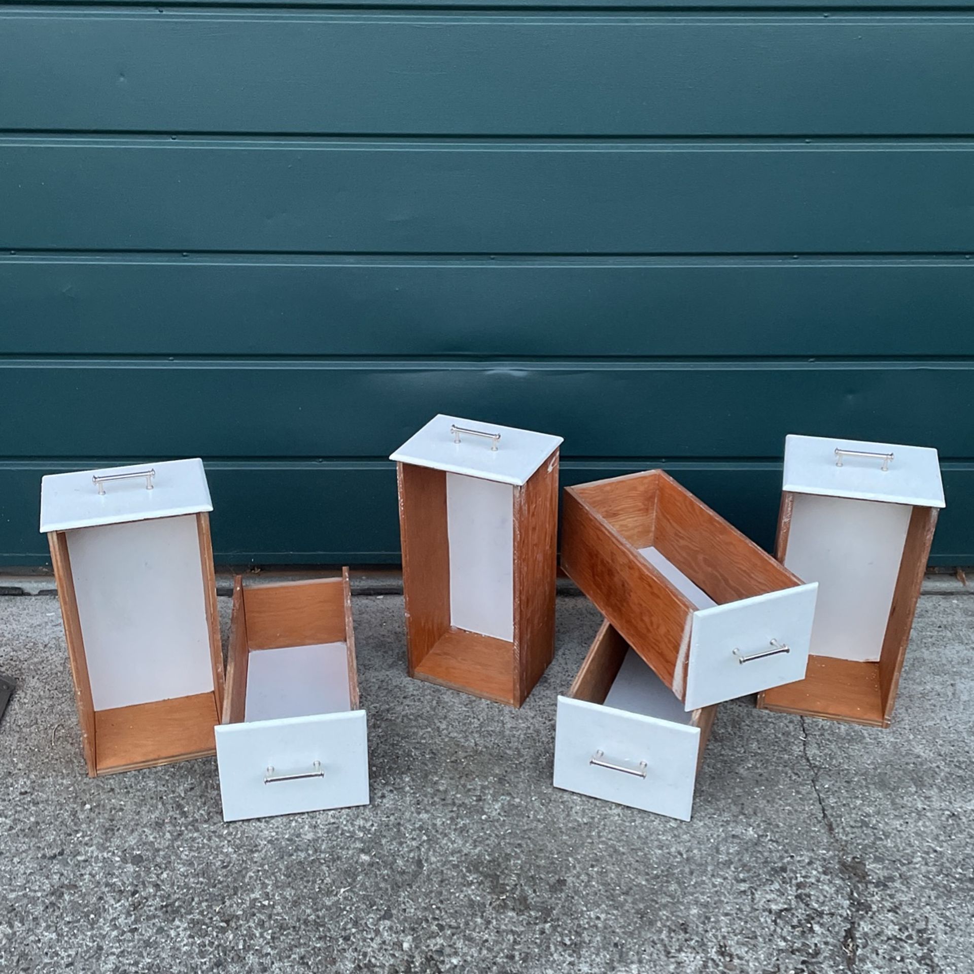 Drawers/ Containers/ Boxes/ Storage
