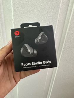 Beats Studio Buds