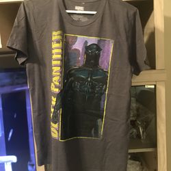 Woman black panther shirt size medium