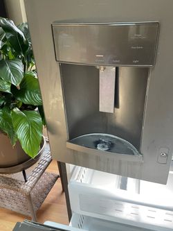GE Refrigerator