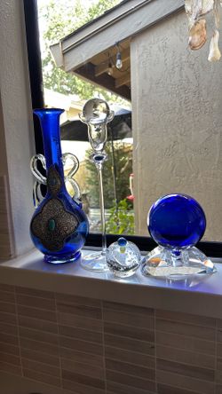 Arrangement of cobalt, blue glass and crystal.