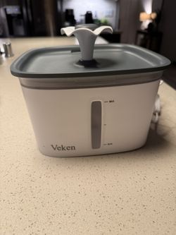 Pet Water Fountain