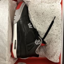 6Y Air Jordan 4 Retro (Grade school) Fits size 8 women