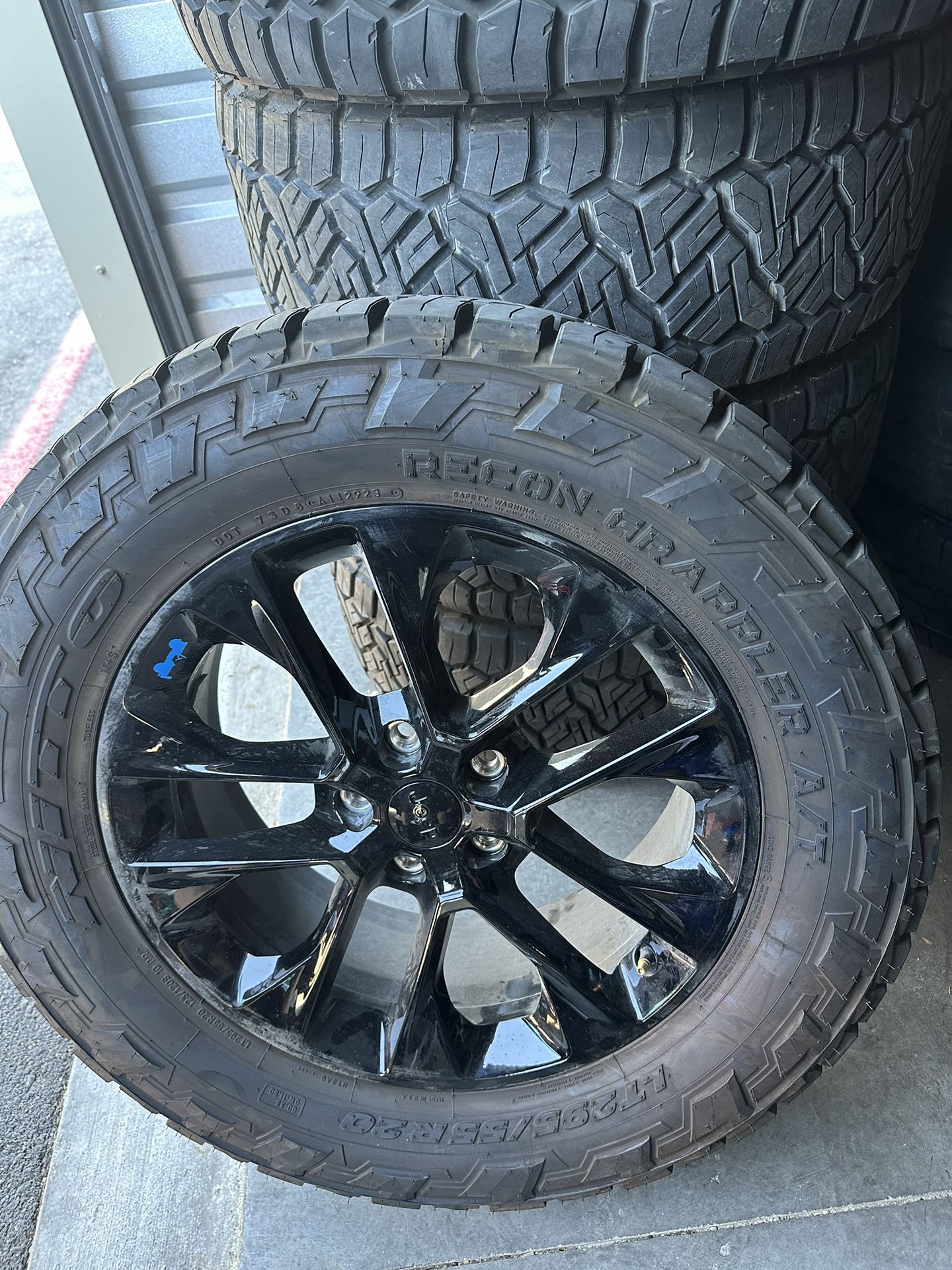 20” 4XE Rubicon Wheels And 295x55x20 Nitto Recon grapplers X 5! Near New! $1200