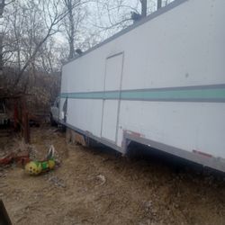 Nice 5th Wheel Trailer  With A/c