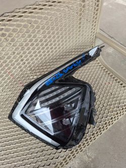 Kia Sportage Left Headlight OEM