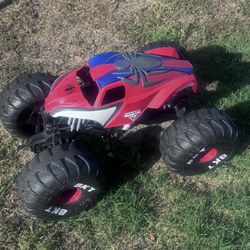 Monster Jam Marvel Mega Spider-Man RC Monster Truck