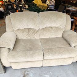 Loveseat With Reclining Seats