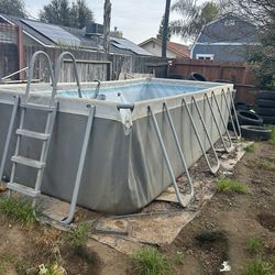 Pool With Pump