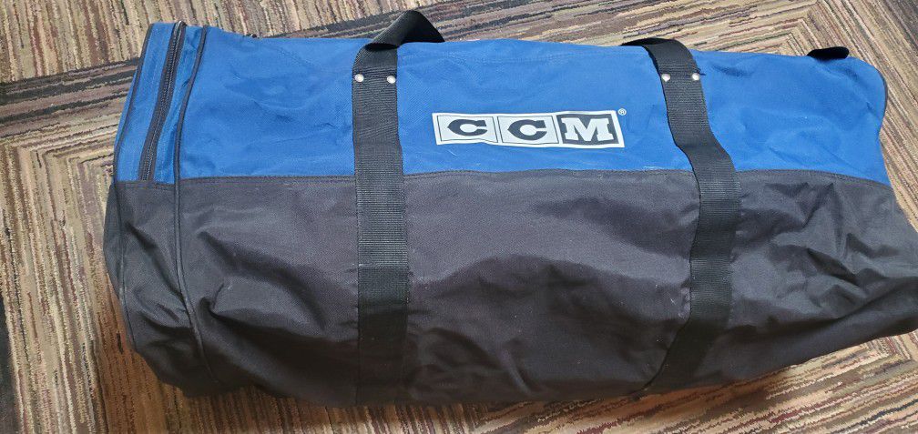 CCM Duffel Hockey Equipment NHL duffle Travel  Gym Bag 34"x 14" X 14"
