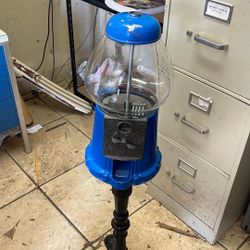 Vinyage 1985!King Size Carousel Gumball Machine & Stand