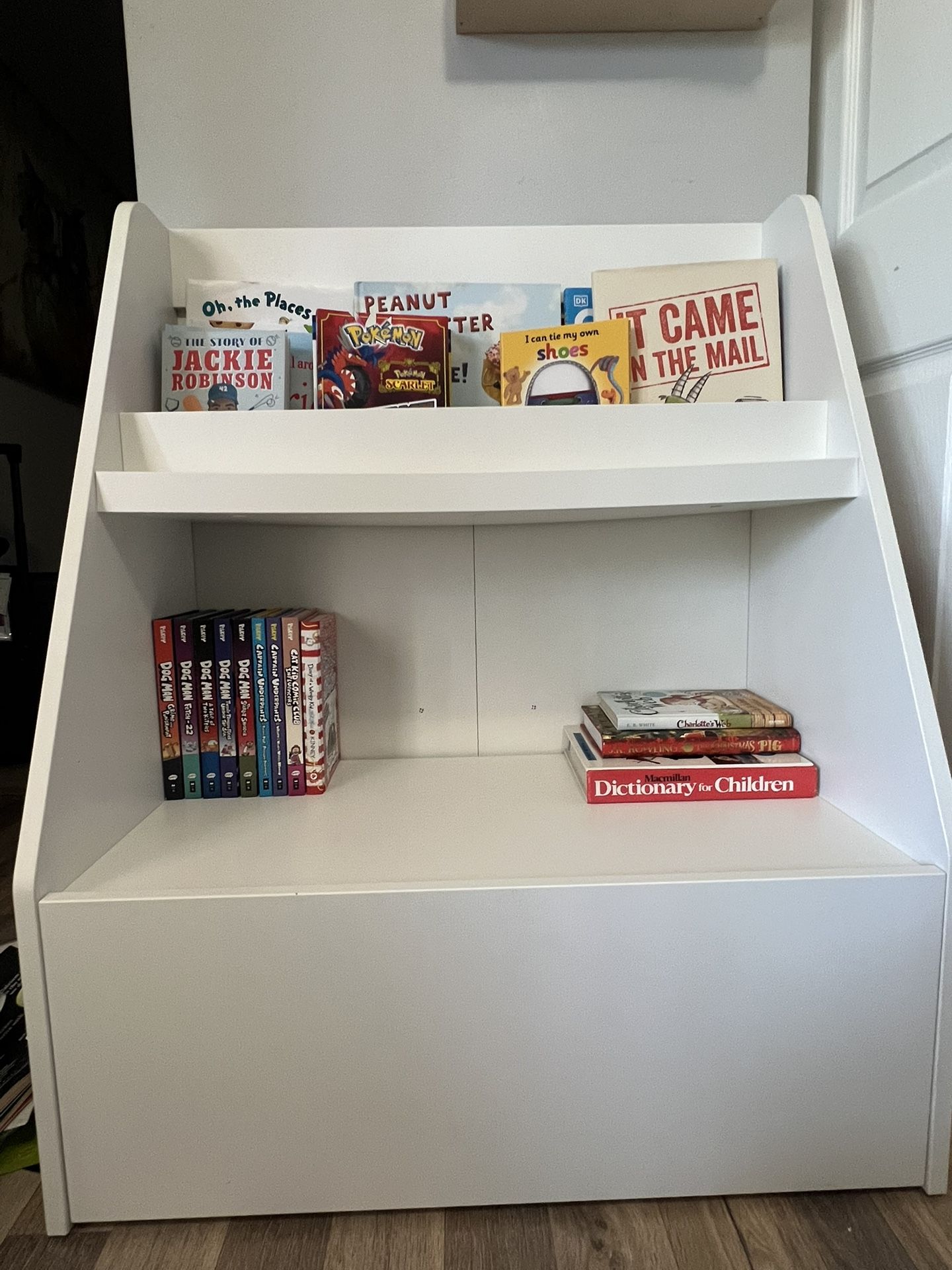 Kids Bookshelf Ikea