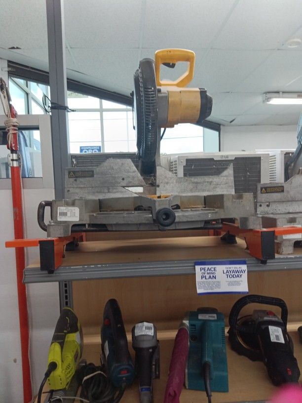 Table Saw DeWalt