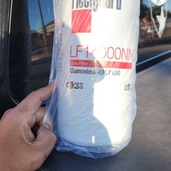 Fleetguard Oil Filter