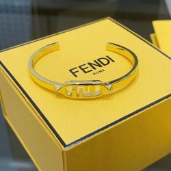 Fendi Oval Double F Gold Bracelet Womens