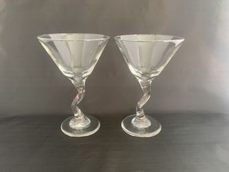 Libbey Z Stem Martini Glasses Pair. Perfect For Christmas!