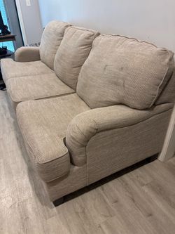 3 seater couch used needs cleaning